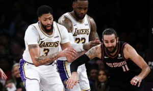 Suns coach 'ticked' wet Staples Center floor hurt Ricky Rubio vs. Lakers