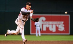 New contract, old work ethic for improving D-backs SS Nick Ahmed