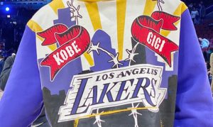 Suns' Devin Booker rocks custom Kobe, Gigi hoodie at NBA All-Star Game