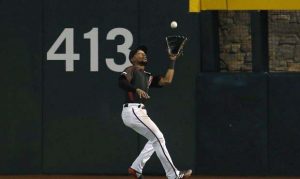 Former Diamondback Jarrod Dyson reportedly signs with Pirates