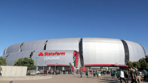 Additional spots filled for Cardinals blood drive at State Farm Stadium