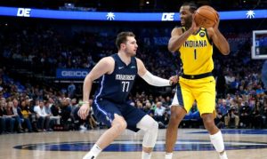 Grading the Suns' last offseason: Context matters in T.J. Warren trade