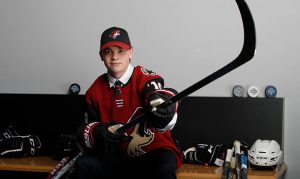 Coyotes sign Finnish standout, forward prospect Matias Maccelli