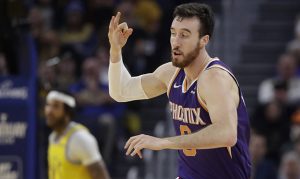 Report: Former Suns forward Frank Kaminsky signs 1-year deal with Kings