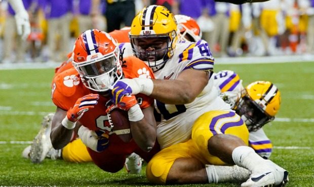 (AP Photo/David J. Phillip)...