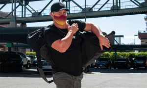 D-backs OF Kole Calhoun arrives at camp after positive COVID-19 test