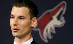 Truth may be relative in dispute between Coyotes, GM John Chayka