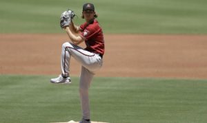 Herges: Collectively, Diamondbacks pitchers can't be missing strike zone