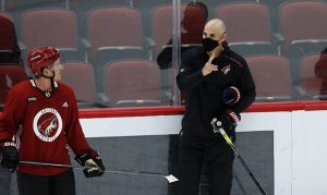 Rick Tocchet impressed with quality of Coyotes' 1st training camp practice