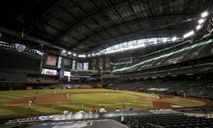Diamondbacks make it 2 wins in a row with Calhoun's walk-off