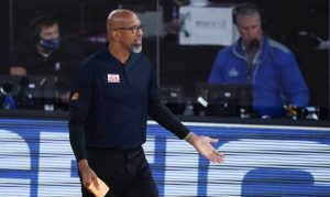 Monty Williams gives emotional postgame speech after Suns go 8-0