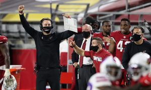 Kliff Kingsbury addresses Cardinals locker room following dramatic win