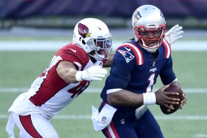 DeAndre Hopkins questions critical penalty on Cardinals' Isaiah Simmons