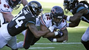 Bears' win over Jaguars pushes Cardinals' playoff odds to the brink