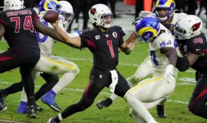 Cardinals credit Rams' plan, continue searching for offensive identity