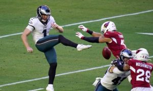 Cardinals special teams unit rides Turner's blocked punt, reception