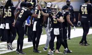 There's an NFL game on Nickelodeon and Twitter is having a great time