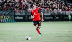 Former Phoenix Rising striker Adam Jahn joins rival Orange County on loan