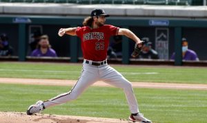D-backs' Zac Gallen has hairline stress fracture in right forearm
