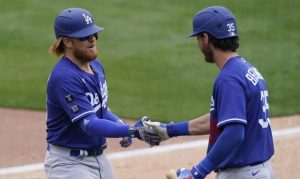 Cody Bellinger hits home run, still ruled out after base-running goof