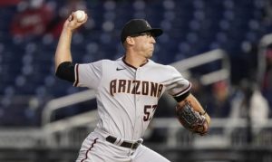D-backs lose on walk-off HR after Widener matches Scherzer