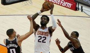 Deandre Ayton the difference for Suns in crunch time of win vs. Kings