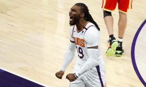 Suns tie NBA record for most 3-pointers made in the first half