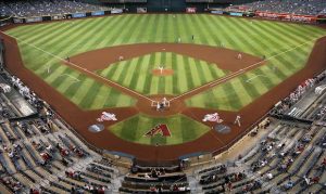 D-backs activate RHP Chris Devenski, option Yoan López to training site