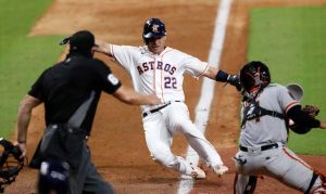 D-backs recall OF Josh Reddick, designate Lopez for assignment