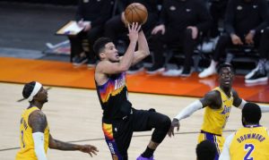 Suns' Monty Williams: Devin Booker needs to take 1st shot presented to him