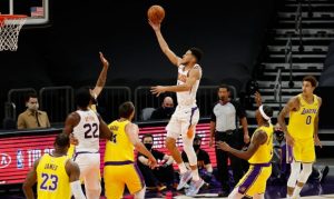 Lakers-Suns preview, Pt. 1: Devin Booker vs. NBA's No. 1 defense