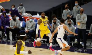 Lakers-Suns preview, Pt. 3: LeBron James' ability to finish downhill
