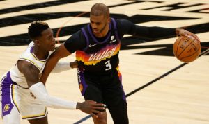 Chris Paul fights through injury to help Suns to Game 1 win over the Lakers