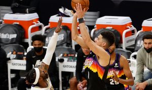 Suns' Devin Booker sets new franchise record in 1st playoff appearance