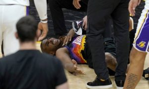 Report: Chris Paul suffered stinger injury in Game 1 of Lakers-Suns