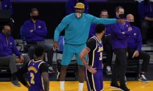 LeBron James, Anthony Davis out of Lakers' lineup vs. Rockets
