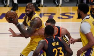 Lakers are heavy favorites over Suns with historic opening odds