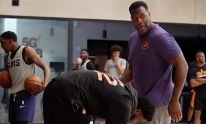 Suns assistant coach Mark Bryant can still do the dunk