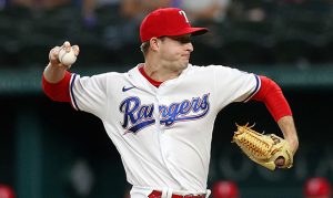 D-backs claim RHP Brett de Geus off waivers from Rangers