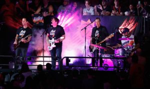 Jimmy Eat World's Zach Lind: Suns are special in 'The Middle' of playoff ride