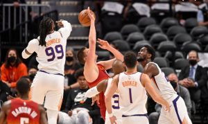 Suns have block party in 1st quarter of Game 4 vs. Nuggets