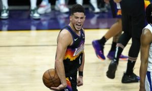 Devin Booker evolves into superstar form, Suns take Game 1 vs. Clippers