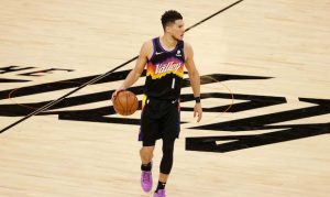 Devin Booker scores 18 points in 1st quarter of Game 5 vs. Lakers