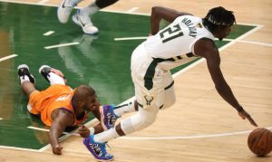 Chris Paul's turnover struggles continue in Suns' Game 4 loss to Bucks