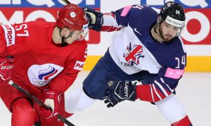 Coyotes sign forward Liam Kirk to an entry-level contract