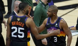 Suns' team effort bests Giannis-powered Bucks in Game 2 of Finals