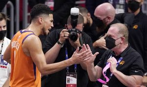Oddsmaker has Phoenix Suns as heavy favorites to win NBA Finals
