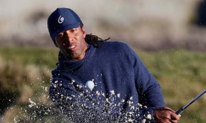 Larry Fitzgerald and Charles Barkley have some fun at The Match