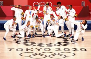 Mercury's Taurasi, Griner lead USA women's basketball to 7th straight gold