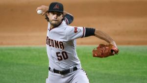 D-backs reinstate RHP Noe Ramirez, option Humberto Castellanos